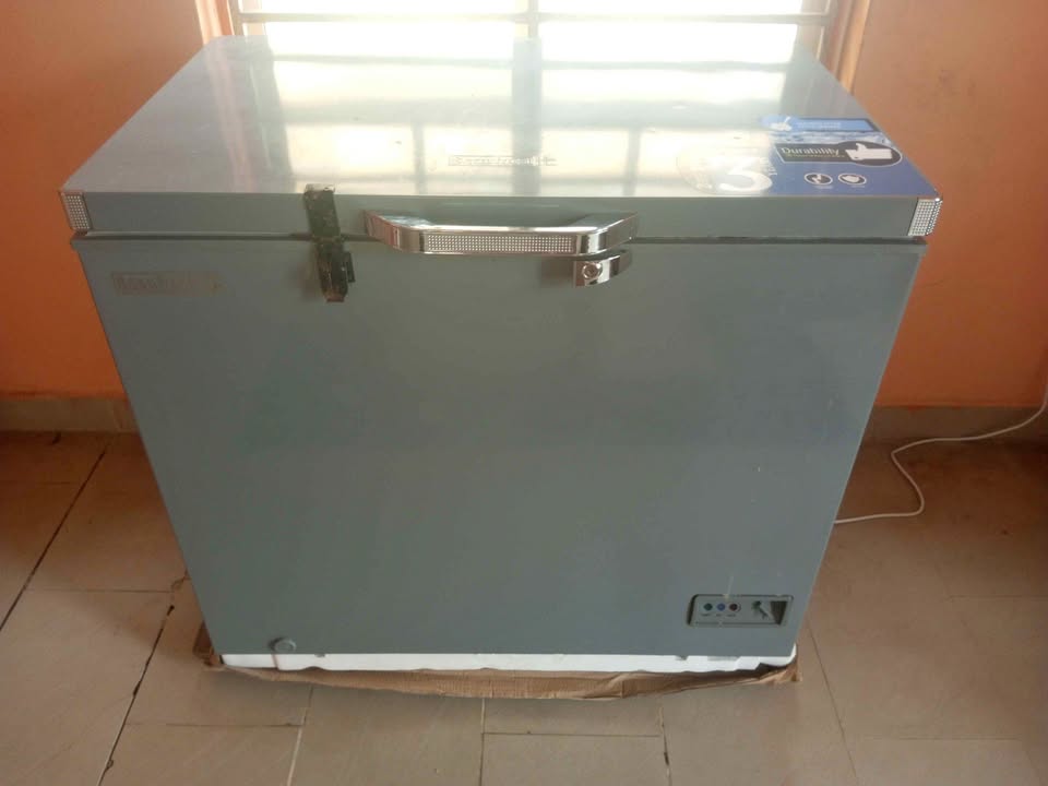 Scanfrost freezer inverter (2 months used)